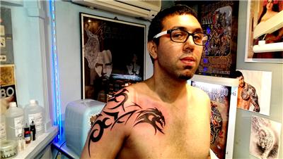 tribal-omuz-gogus-ejderha-dovmesi---tribal-shoulder-chest-dragon-tattoo