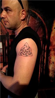 triquetra-kelt-sembolu-dovme---triquetra-tattoos