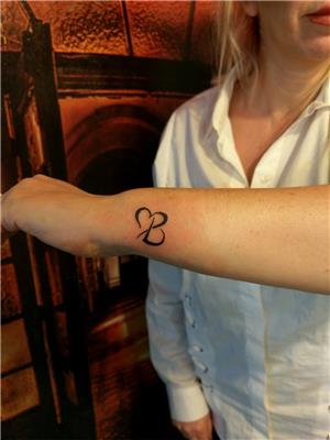kalp-ve-b-harfi-dovmesi---heart-and-b-tattoo