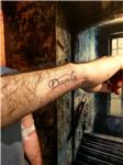 damla-isim-yazi-dovmesi---name-tattoos