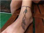 ayak-bilegine-tasli-ve-tuylerden-hal-hal-dovmesi---feather-anklet-tattoo