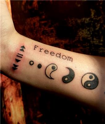 play-pause-skip-ikonlari-ve-freedom-dovme---play-music-button-and-freedom-tattoos