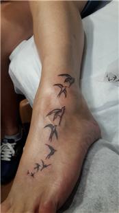 Ayak zerine Krlang Kular Dvmesi / Swallow Bird Tattoos on Foot