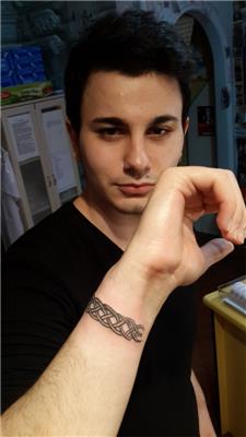 bilek-bileklik-dovmeleri---
wristband-tattoos
