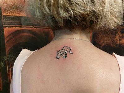 geometrik-fil-dovmesi---geometric-elephant-tattoo