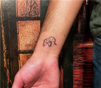 geometrik-fil-dovmesi---geometric-elephant-tattoo