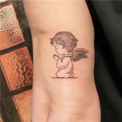 bebek-melek-dovmesi---baby-angel-tattoo