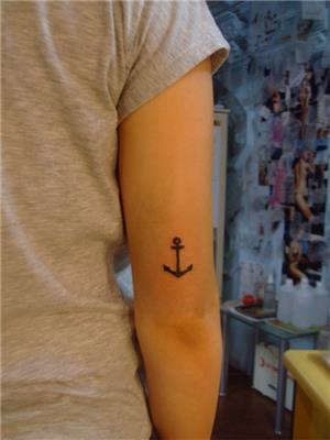 capa-dovmeleri---anchor-tattoos