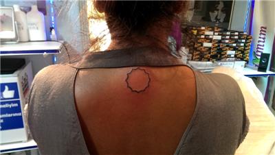 teslim-tasi-dovmesi---symbol-tattoos