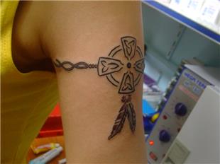 Kzlderili Sembol D Kapan Dvmesi / Indian Cross Dreamcatcher Tattoo