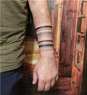 Otantik Kol Bantlar Dvmesi / Armband Tattoos