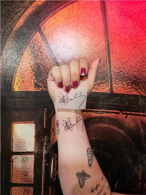 bilege-imza-dovmesi---signature-tattoo
