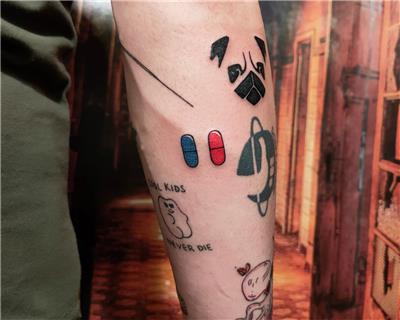 matrix-haplar-dovmesi---matrix-pills-tattoo