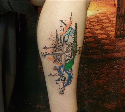 pusula-ve-doga-renkli-harita-dovmesi---compass-and-nature-map-tattoo