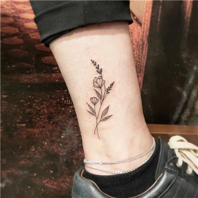 ayak-bilegine-cicek-dovmesi---flower-tattoo-on-ankle