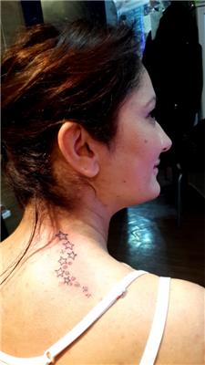 boyun-ense-sirt-yildiz-dovmeleri---neck-star-tattoos