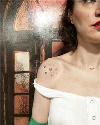 omuza-yildizlar-gezegenler-dovmesi---stars-planet-tattoos
