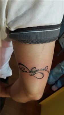 sonsuzluk-isareti-icine-uc-isim-dovmesi---infinity-name-tattoos