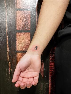 uc-dovmesi---three-tattoo-