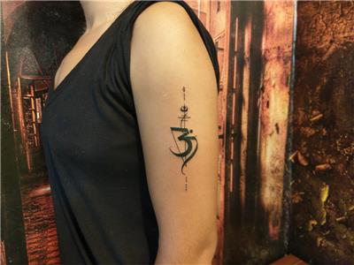 kol-uzerine-om-dovmesi---om-tattoo-on-arm