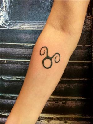 boga-burcu-simgesi-dovmesi---zodiac-sign-taurus-tattoo