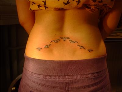 ucan-kuslar-martilar-dovmesi---
seagulls-tattoo