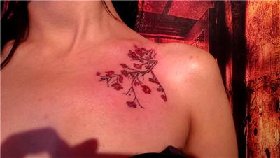 sakura-cicek-dovmesi---sakura-flowers-tattoo