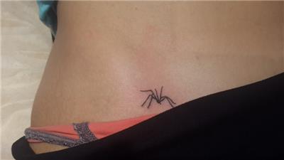 orumcek-dovmesi---spider-tattoo