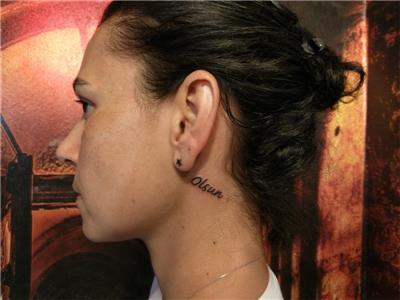boyuna-yazi-dovmesi---neck-tattoos