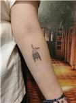 minimal-galata-kulesi-dovmesi---minimal-galata-tower-tattoo