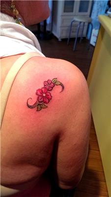 omuz-sirt-renkli-cicek-dovmeleri---colorful-flowers-tattoo