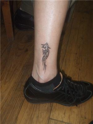 tribal-bilek-dovmesi---tribal-tattoos