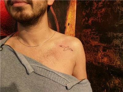 omuza-marti-dovmesi---seagull-tattoo