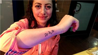 bilek-ucan-kuslar-dovmesi---flying-birds-tattoo-