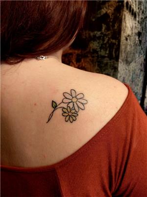 omuza-papatyalar-dovmesi---daisy-tattoos-on-back-shoulder