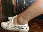 ayak-bilegine-hal-hal-cizgi-alive-yazisi-dovme---anklet-alive-line-tattoo