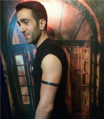 ust-kola-siyah-bant-dovmesi---black-band-tattoo-on-arm