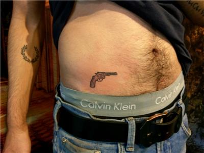 altipatlar-tabanca-dovmesi---revolver-six-gun-tattoo