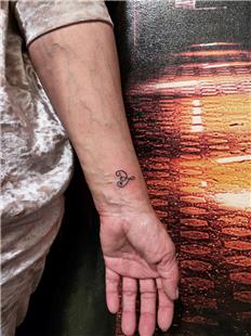 D Harfi Sonsuzluk ve Kalp Dvmesi / D Infinity and Heart Tattoo