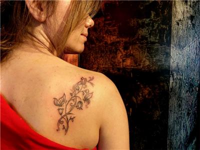 kelebek-cicek-omuz-sirt-dovmesi---butterfly-flower-shoulder-back-tattoo