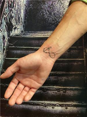 capa-ve-sonsuzluk-dovmesi---anchor-infinity-tattoo