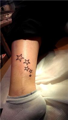 ayak-bilegine-yildizlar-dovmesi---star-tattoos-on-ankle
