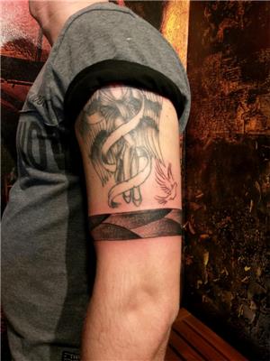 golgeli-serit-bant-ve-kus-dovmeleri---shaded-band-and-bird-tattoo