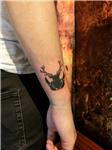 geyik-ve-kuslar-ile-tac-dovmesi-kapatma---crown-tattoo-cover-up-deer-and-birds