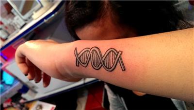 dna-dovmesi---dna-tattoo