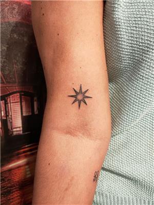 kol-uzerine-golgeli-yildiz-dovmesi---star-tattoos
