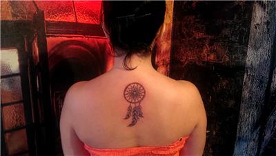 sirta-dus-kapani-ruya-kapani-kizilderili-dovmesi---dream-catcher-tattoo