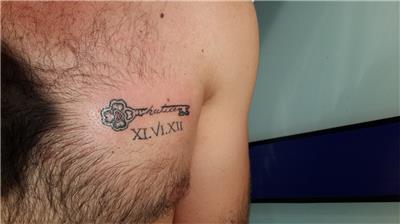 anahtar-ve-isim-dovmesi---key-name-tattoo