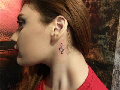 boyuna-sol-anahtari-dovmesi---g-key-tattoo-on-neck