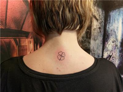 4-yaprakli-yonca-dovmesi---4-leaf-clover-tattoos